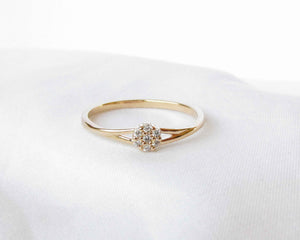 ANILLO ROSETA MINI CIRCONES ENCHAPADO EN ORO