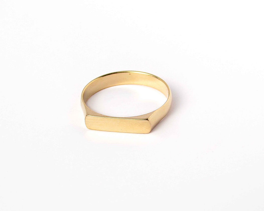 ANILLO SELLO ENCHAPADO EN ORO