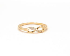ANILLO INFINITO CIRCONES ENCHAPADO EN ORO