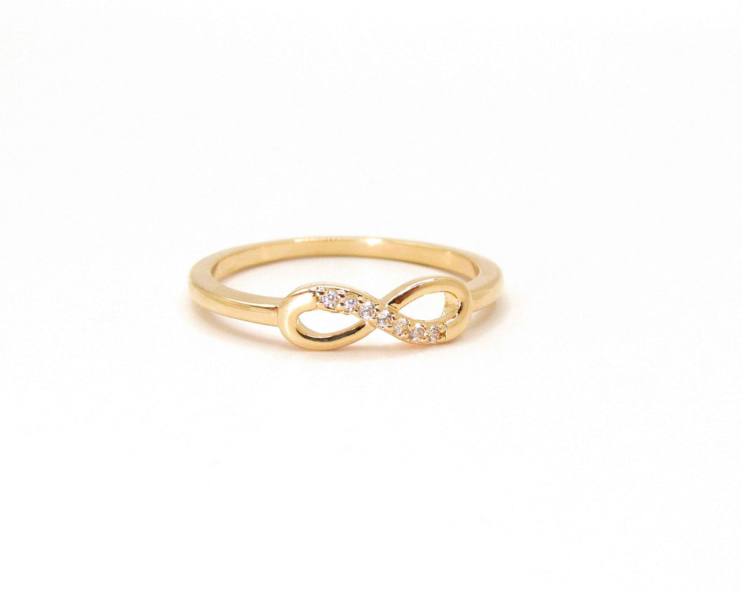 ANILLO INFINITO CIRCONES ENCHAPADO EN ORO