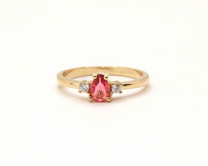 ANILLO CIRCON RUBI ENCHAPADO EN ORO