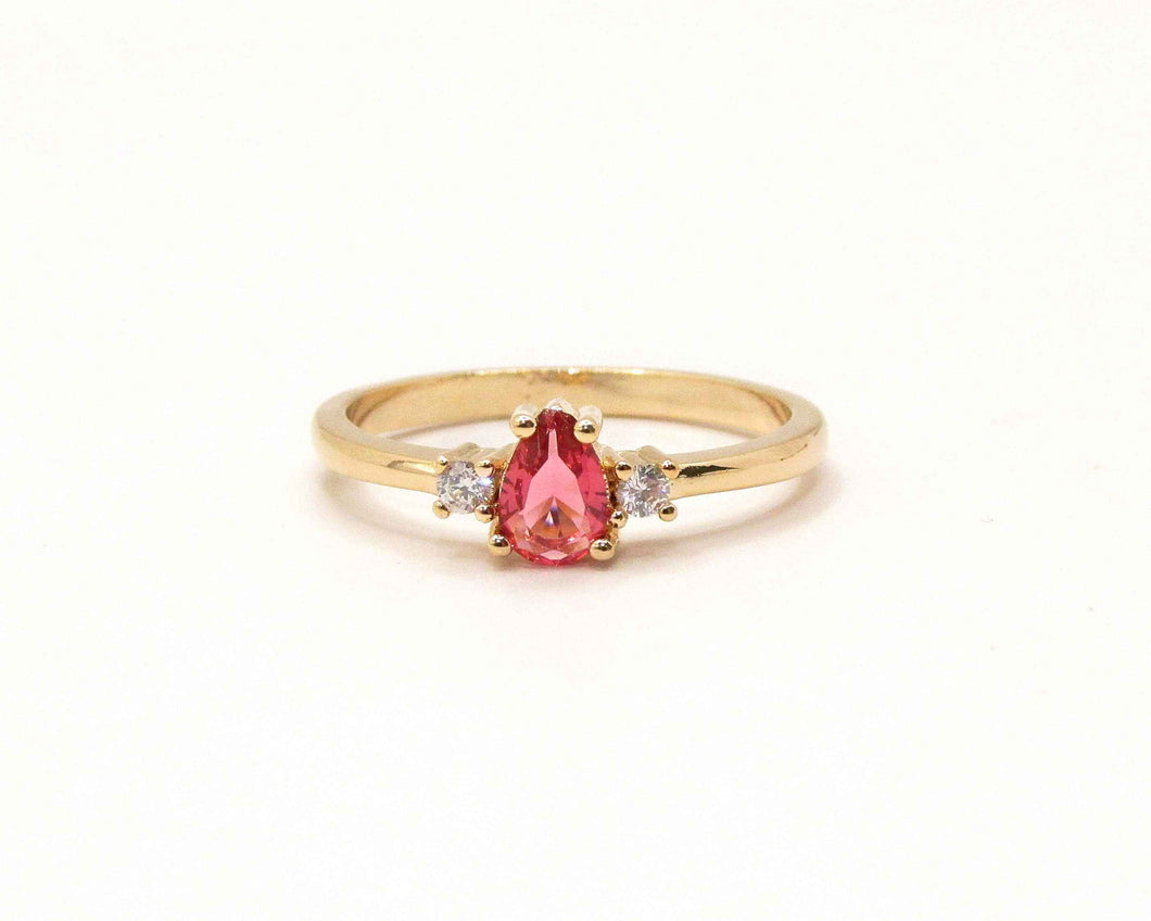 ANILLO CIRCON RUBI ENCHAPADO EN ORO