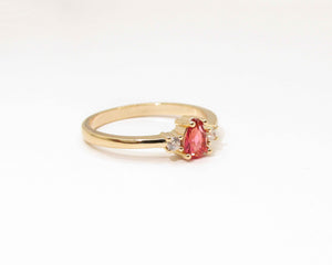 ANILLO CIRCON RUBI ENCHAPADO EN ORO