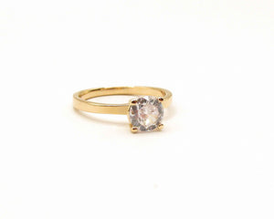 ANILLO SOLITARIO TRADICIONAL ENCHAPADO EN ORO