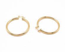 Cargar imagen en el visor de la galería, ARGOLLAS TUBO GRANDES 40MM  ENCHAPADAS EN ORO
