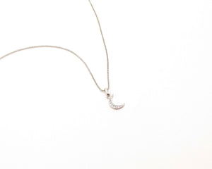 COLLAR LUNA ENCHAPADO EN ORO BLANCO