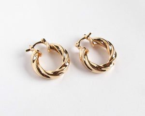 ARGOLLAS TWIST 21 MM ENCHAPADAS EN ORO
