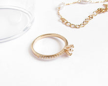 Cargar imagen en el visor de la galería, ANILLO MIA ENCHAPADO EN ORO
