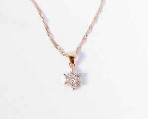 COLLAR FLOR & CIRCONES  ENCHAPADO EN ORO