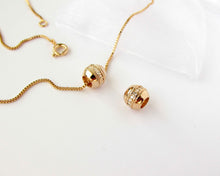 Cargar imagen en el visor de la galería, COLLAR CRISTAL BALL
